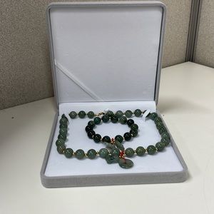 Authentic Jade necklace and bracelet set. With Certificates of Authentication.